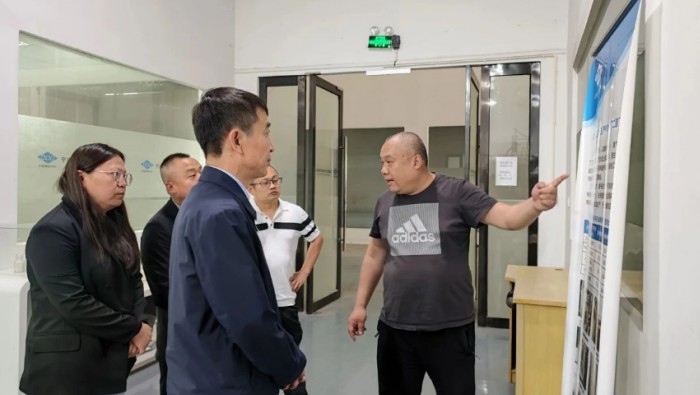主动服务“走出去”，，，，，，，，优质项目“引进来”——凯时尊龙人生就是博集团“一把手”带队外出开展招商引资
